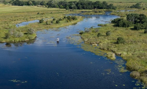 Chobe and Okavango Delta Photo Safari 8 Days 7 Nights